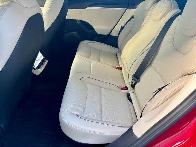 2023 Tesla Model S Plaid - Image 14 of 15