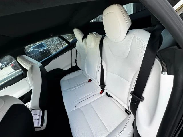 2023 Tesla Model S Plaid - Image 7 of 21