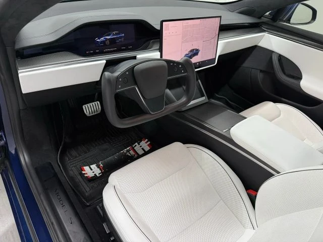 2023 Tesla Model S Plaid - Image 9 of 21