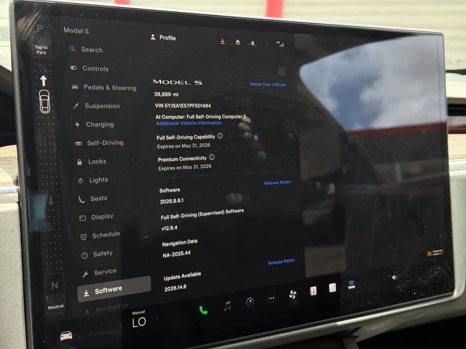 2023 Tesla Model S - Image 16 of 17