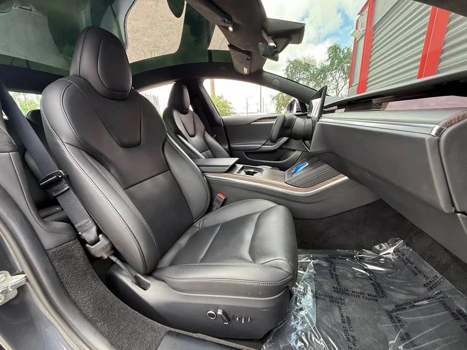 2023 Tesla Model S - Image 11 of 17