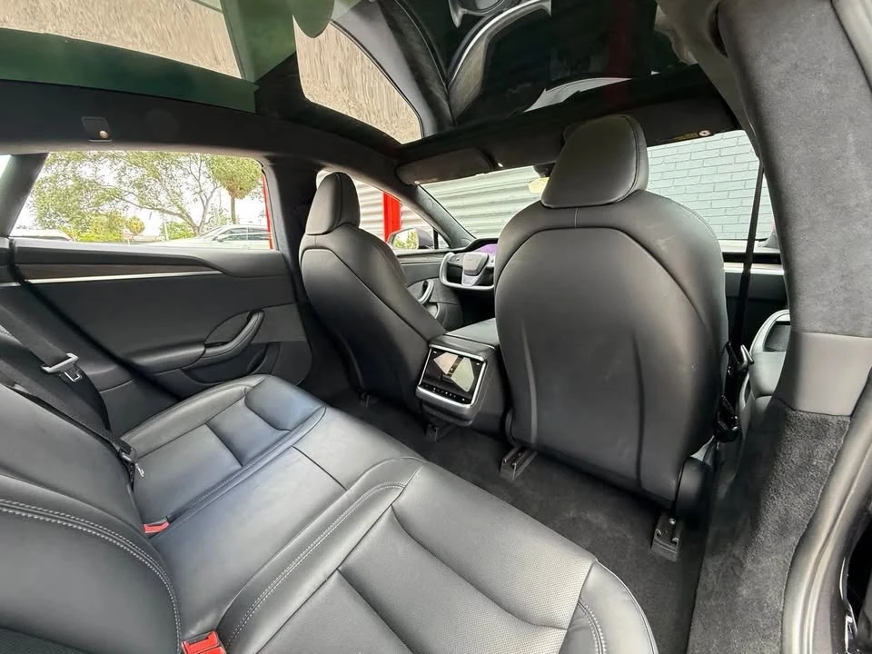 2023 Tesla Model S - Image 12 of 17