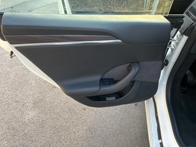 2023 Tesla Model S - Image 14 of 21