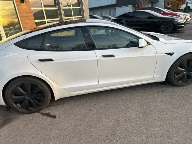 2023 Tesla Model S - Image 9 of 21