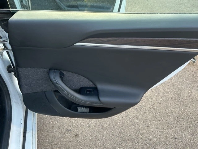 2023 Tesla Model S - Image 18 of 21