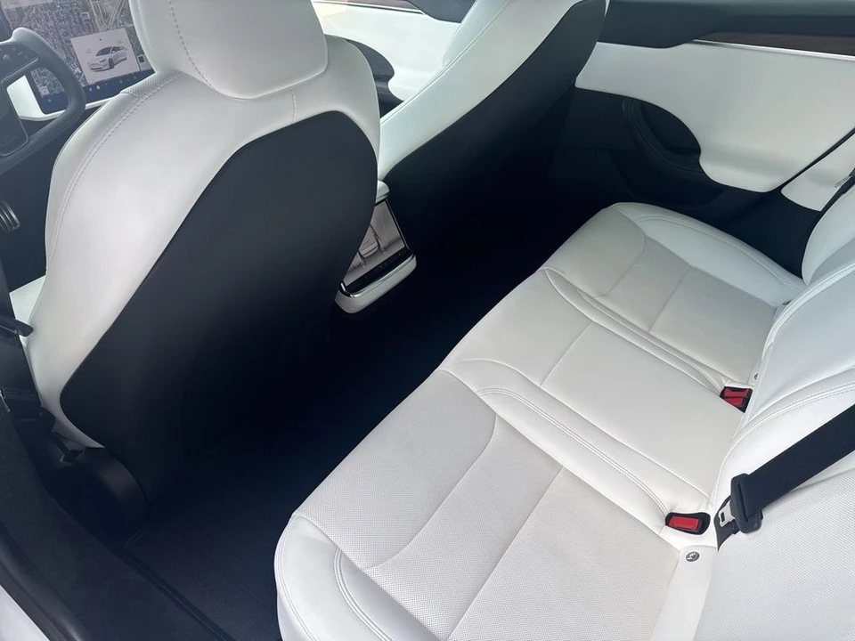 2023 Tesla Model S - Image 15 of 21
