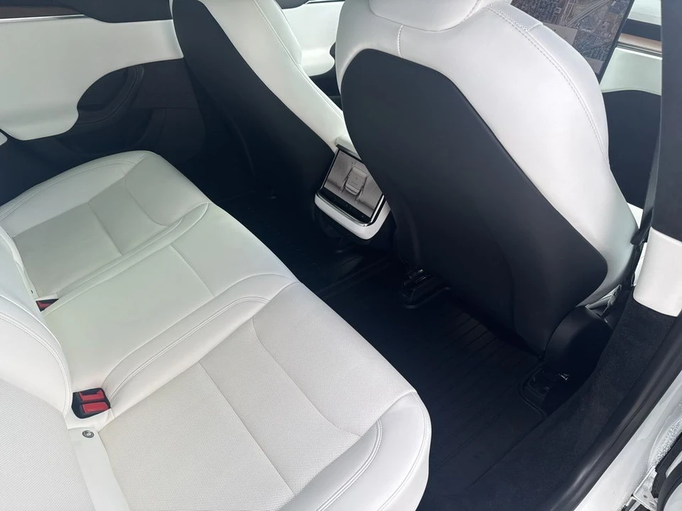 2023 Tesla Model S - Image 19 of 21
