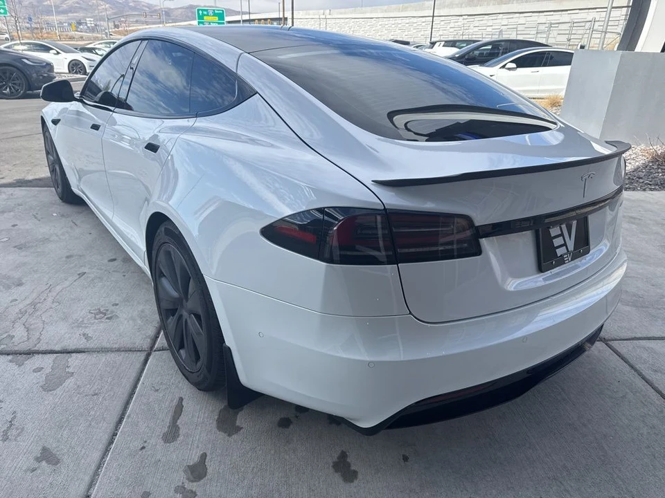 2023 Tesla Model S - Image 6 of 21