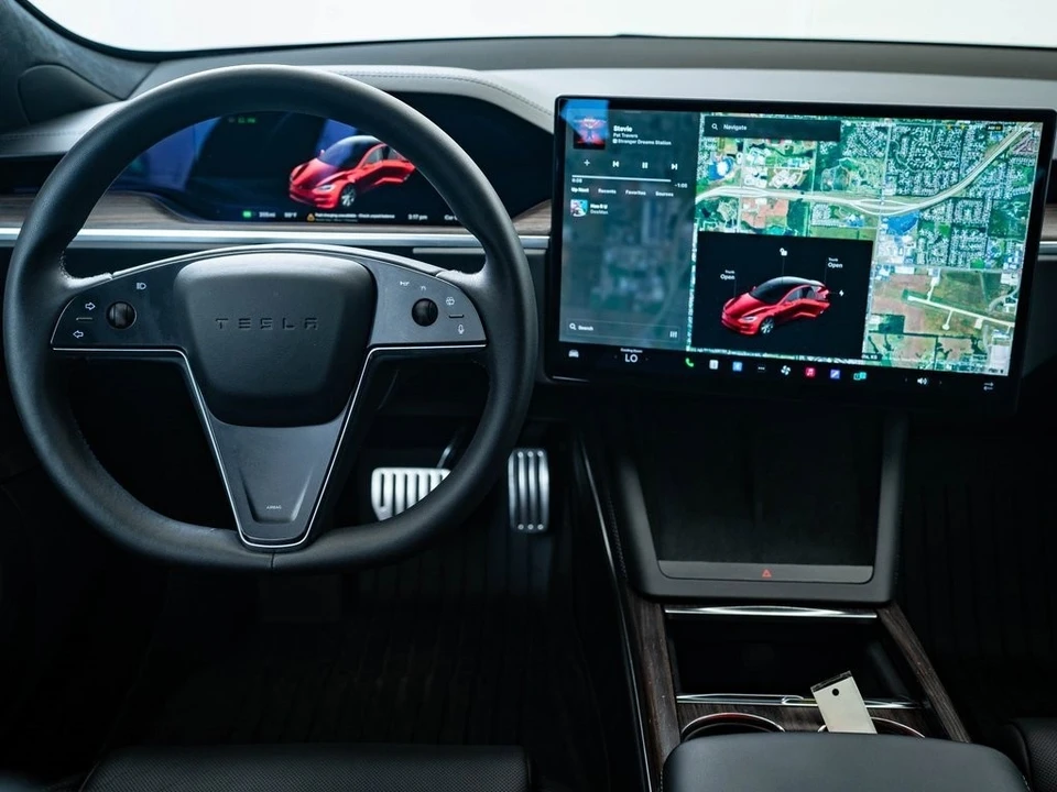 2023 Tesla Model S - Image 21 of 21