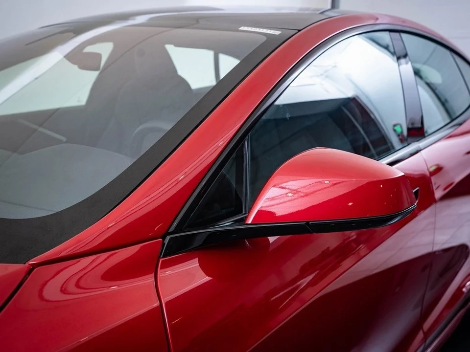 2023 Tesla Model S - Image 15 of 21