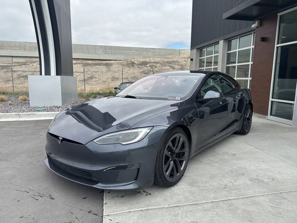 2023 Tesla Model S - Image 4 of 21