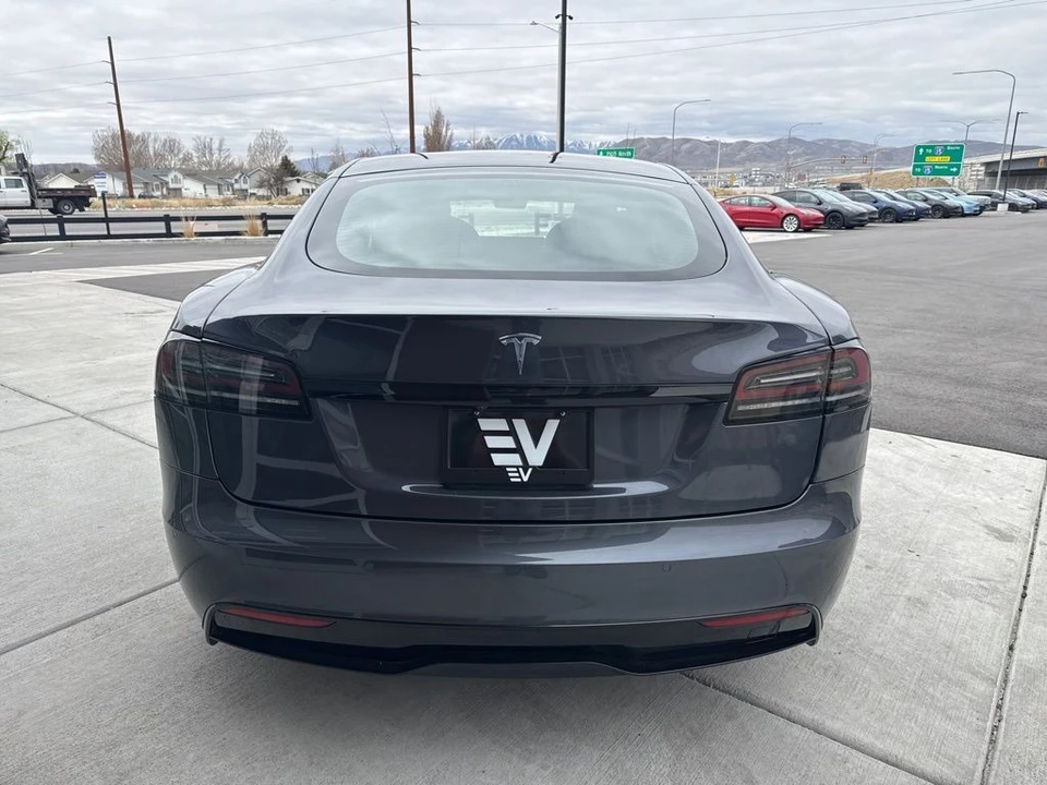 2023 Tesla Model S - Image 7 of 21
