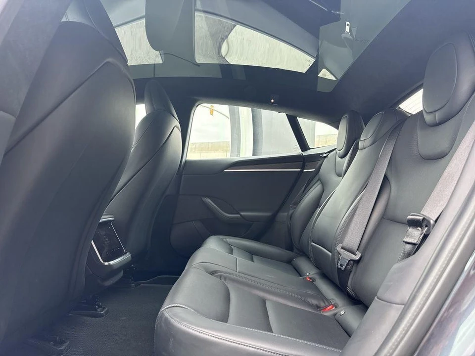2023 Tesla Model S - Image 16 of 21