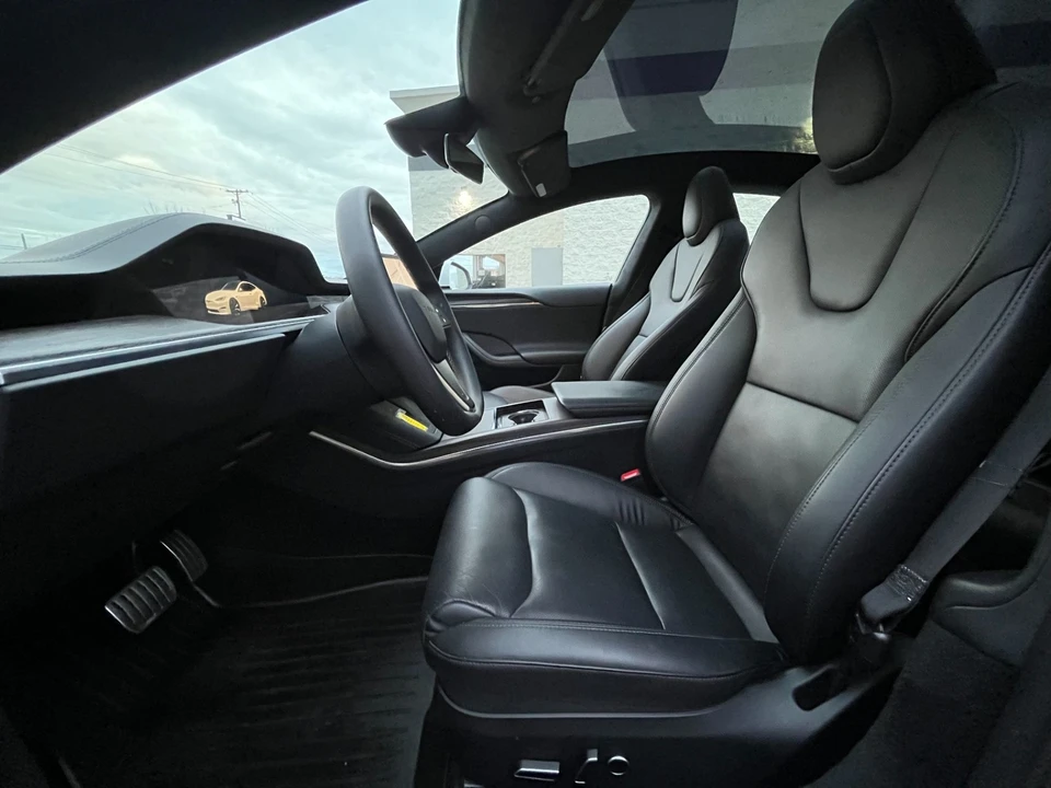 2023 Tesla Model S - Image 9 of 21