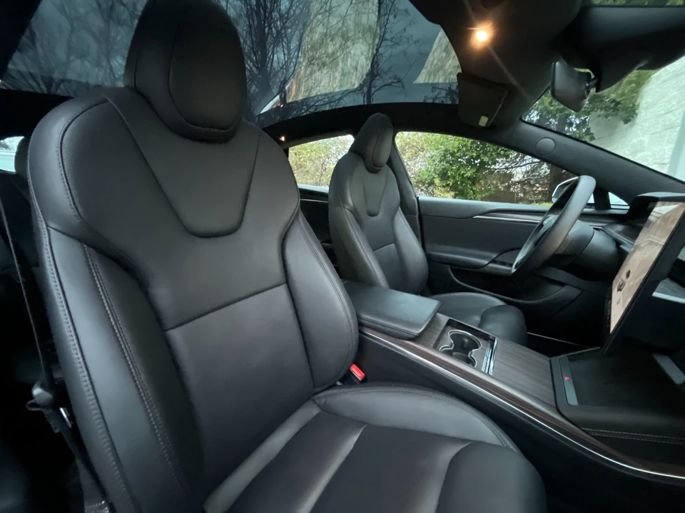 2023 Tesla Model S - Image 19 of 21