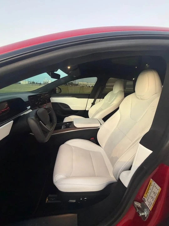 2023 Tesla Model S - Image 12 of 15
