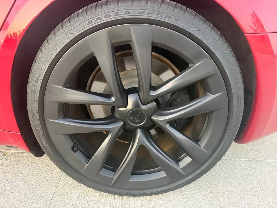 2023 Tesla Model S - Image 9 of 15