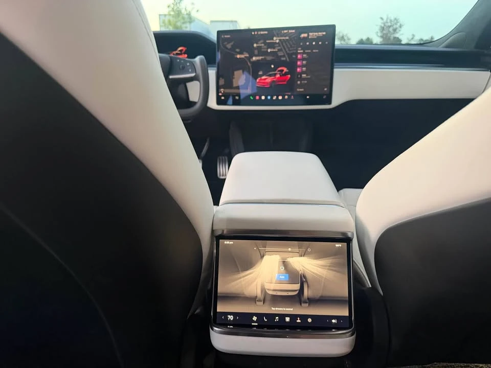 2023 Tesla Model S - Image 14 of 15