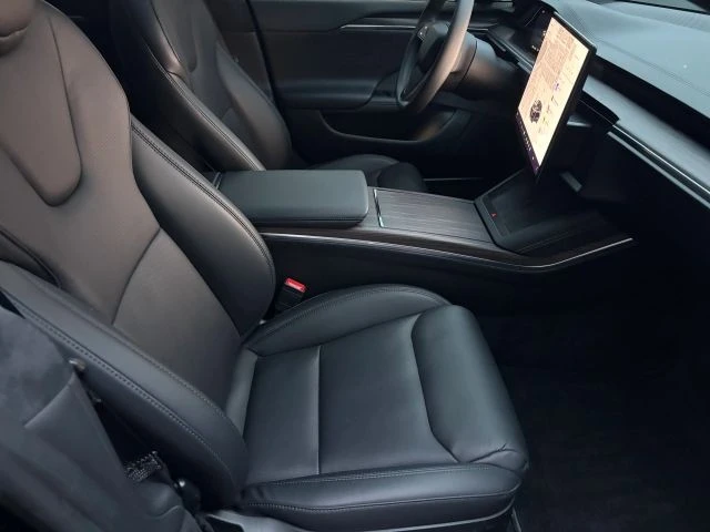 2023 Tesla Model S - Image 12 of 14