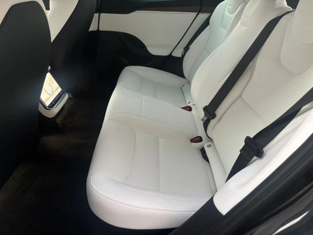 2023 Tesla Model S - Image 11 of 13
