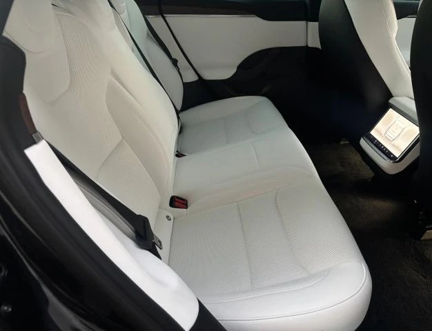 2023 Tesla Model S - Image 12 of 13
