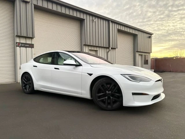 2023 Tesla Model S - Image 2 of 13