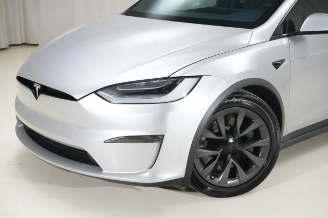 2023 Tesla Model X - Image 7 of 21