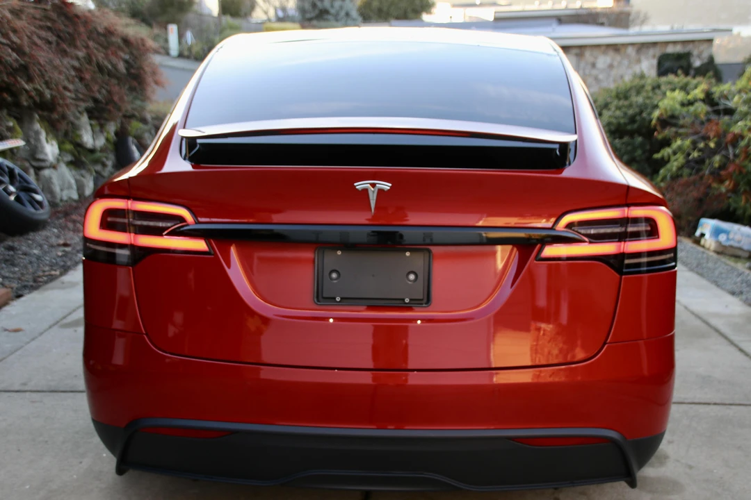 2023 Tesla Model X - Image 5 of 9