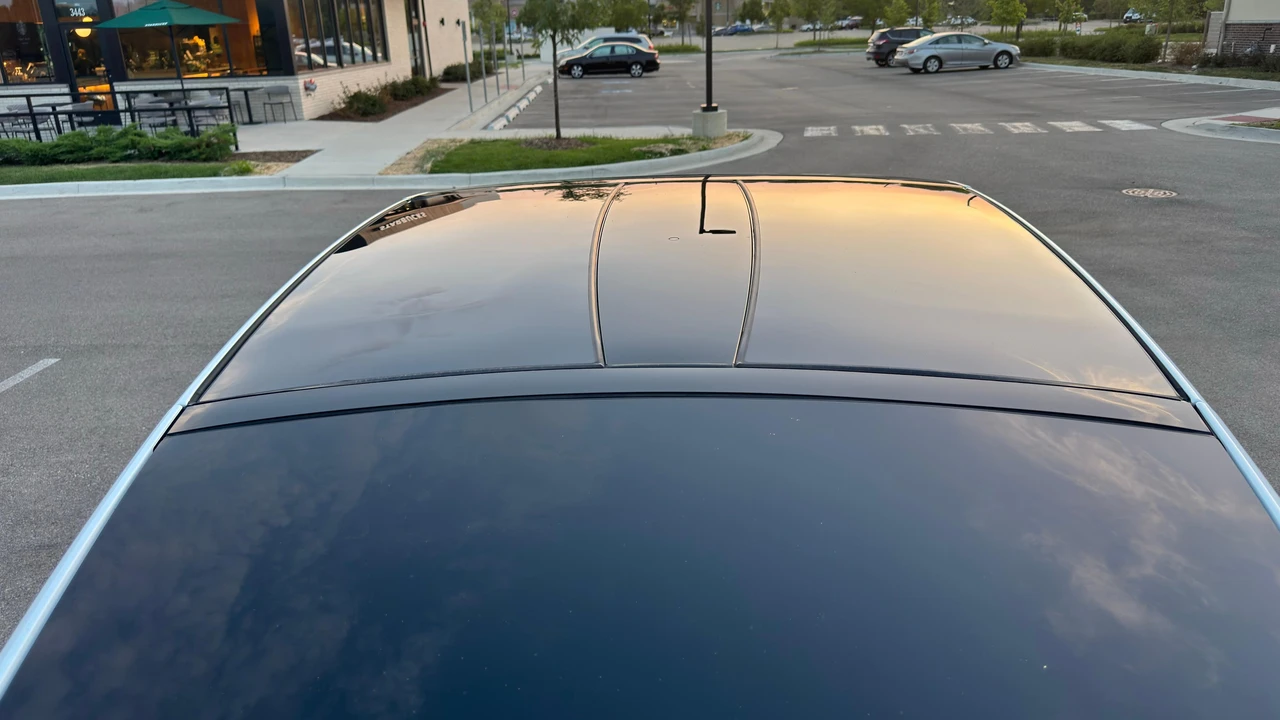 2023 Tesla Model X - Image 18 of 31