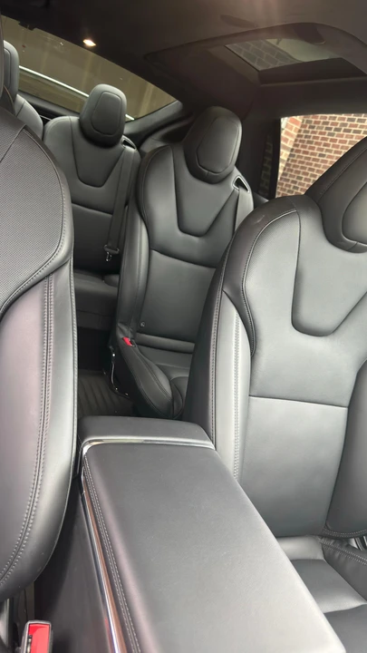 2023 Tesla Model X - Image 30 of 31