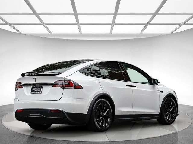 2023 Tesla Model X - Image 4 of 12