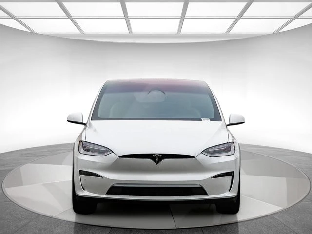2023 Tesla Model X - Image 6 of 12