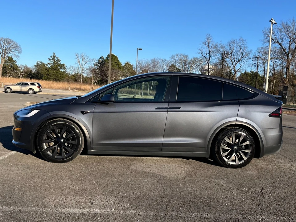2023 Tesla Model X - Image 7 of 21