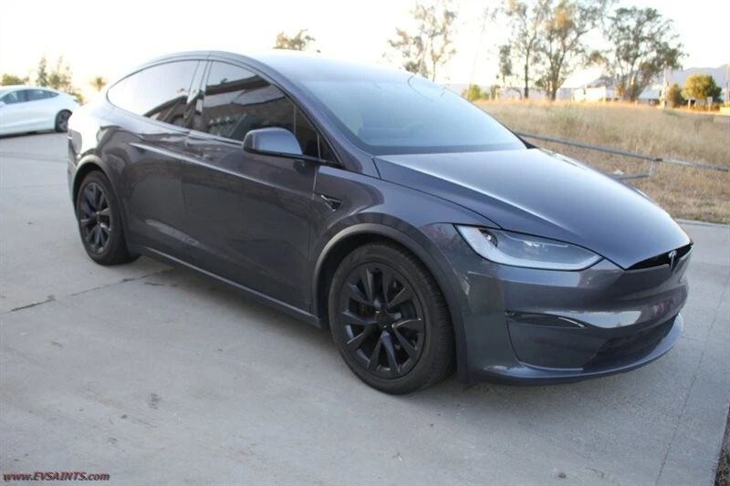 2023 Tesla Model X - Image 2 of 23