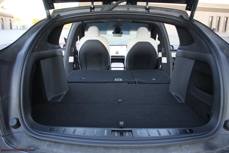 2023 Tesla Model X - Image 13 of 23