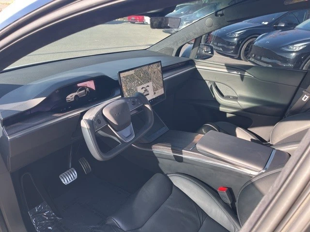 2023 Tesla Model X - Image 11 of 21