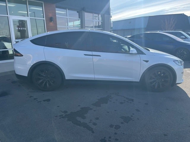 2023 Tesla Model X - Image 8 of 21