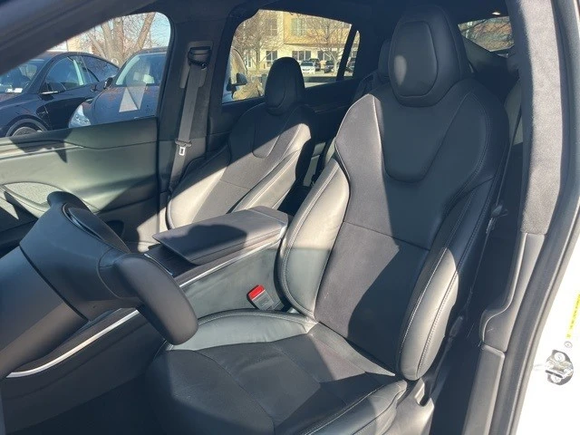 2023 Tesla Model X - Image 12 of 21