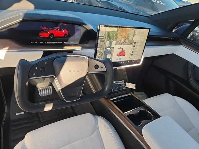 2023 Tesla Model X - Image 8 of 8