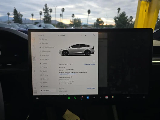2023 Tesla Model X - Image 6 of 7