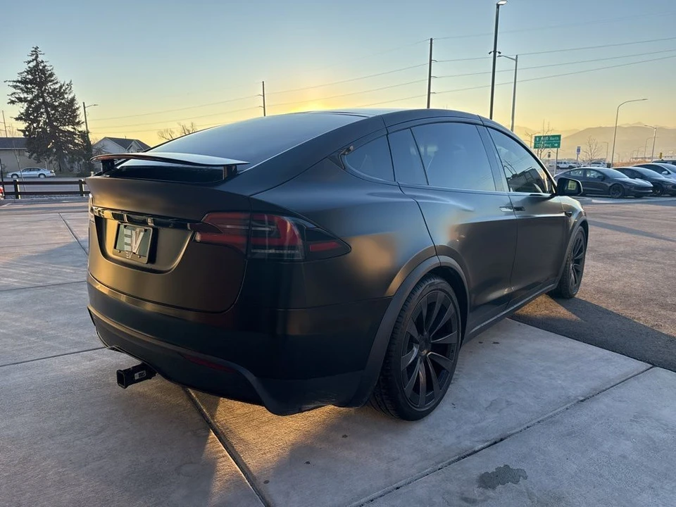 2023 Tesla Model X - Image 7 of 21