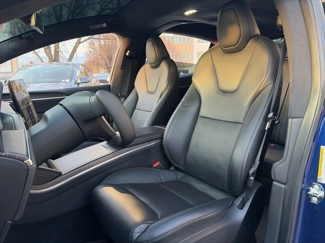 2023 Tesla Model X - Image 13 of 21