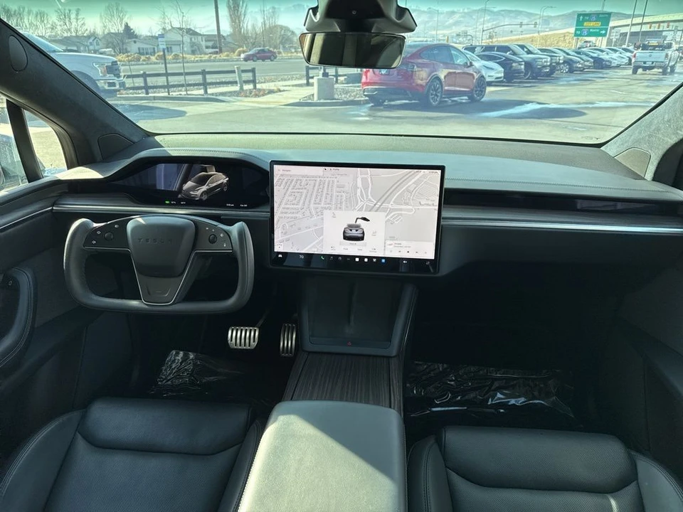 2023 Tesla Model X - Image 20 of 21