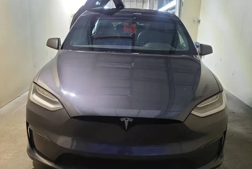 2023 Tesla Model X - Image 4 of 11