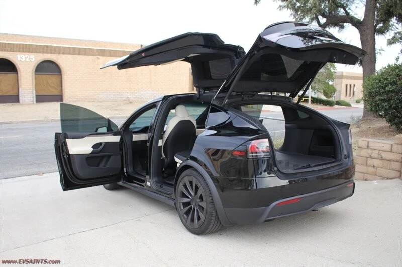 2023 Tesla Model X - Image 20 of 21