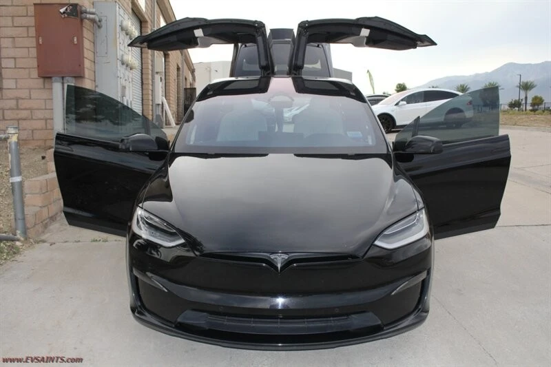 2023 Tesla Model X - Image 19 of 21
