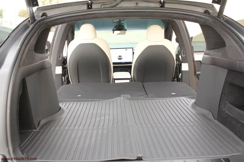 2023 Tesla Model X - Image 18 of 21