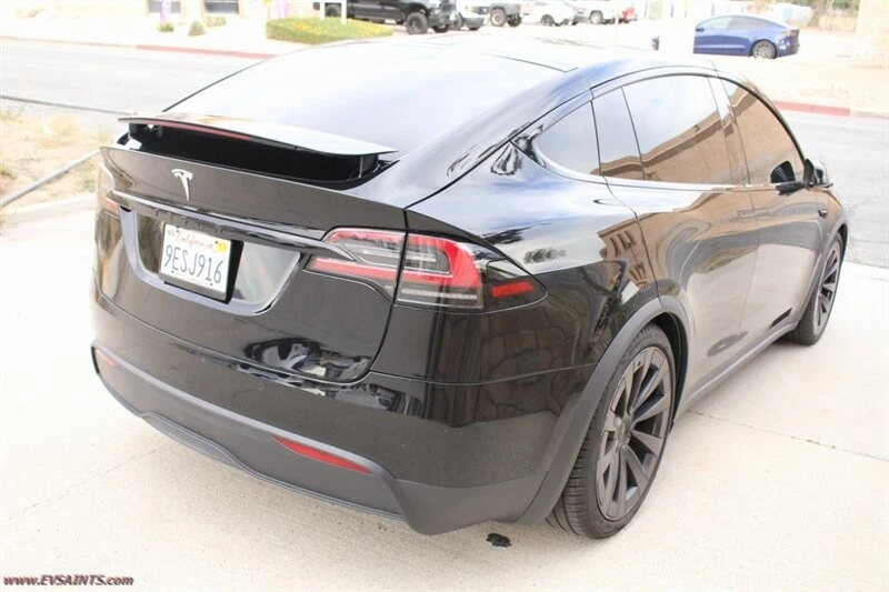 2023 Tesla Model X - Image 8 of 21