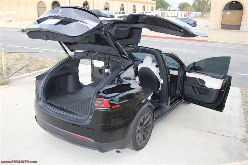2023 Tesla Model X - Image 21 of 21