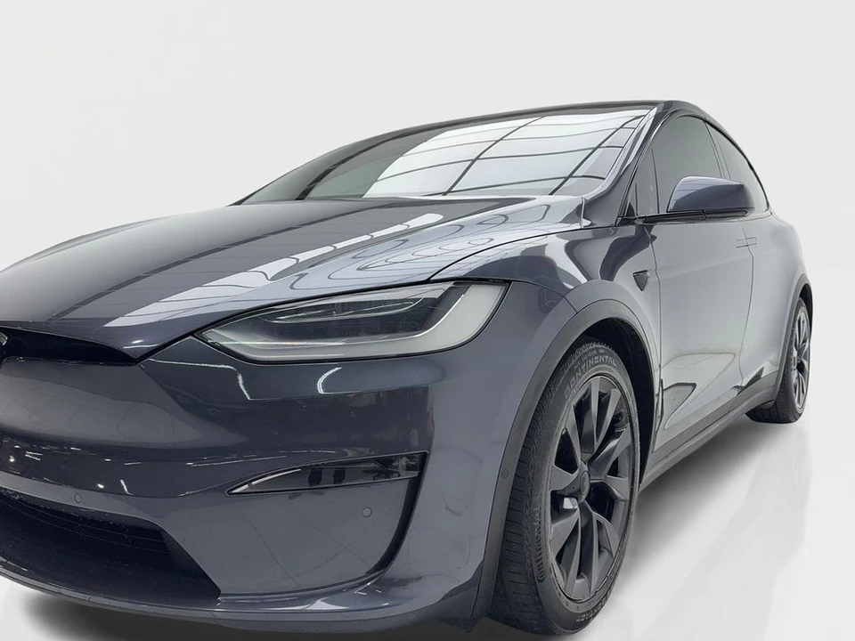 2023 Tesla Model X - Image 3 of 12